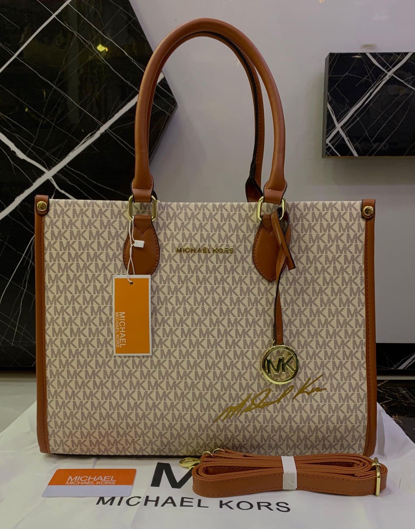 MICHEAL KORS
